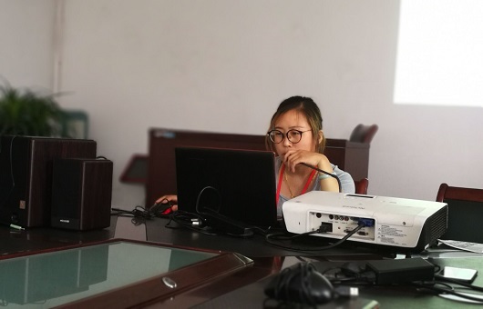 大同市盛大鋼結構昨日召開工作分享與表彰會