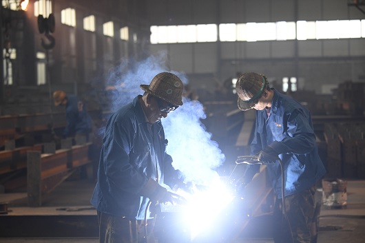 山西盛大鋼結構焊接